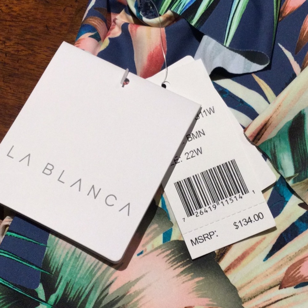 NWT $134 LA BLANCA 22W TROPICAL RAIN OFF SHOULDER - Picture 2 of 10